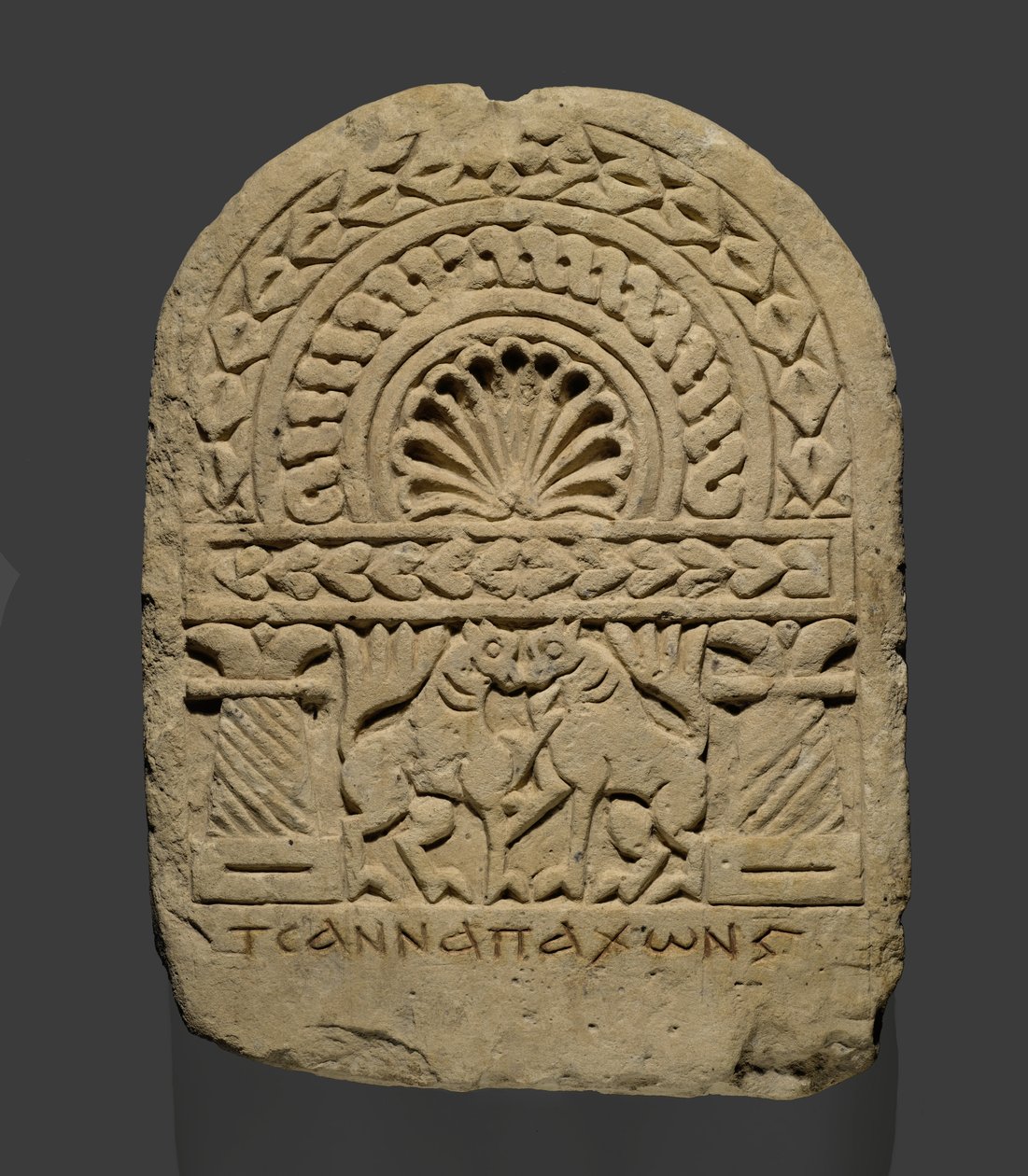 Rondtop stèle, uit Esna door Coptic