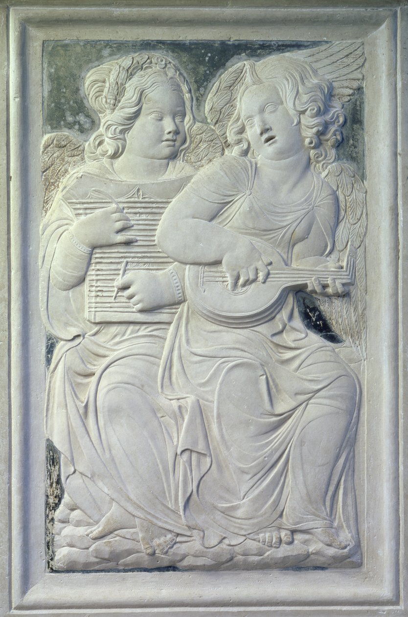 Twee putti uit de fries van muzikale engelen in de kapel van Isotta degli Atti, c.1450 door Agostino di Duccio