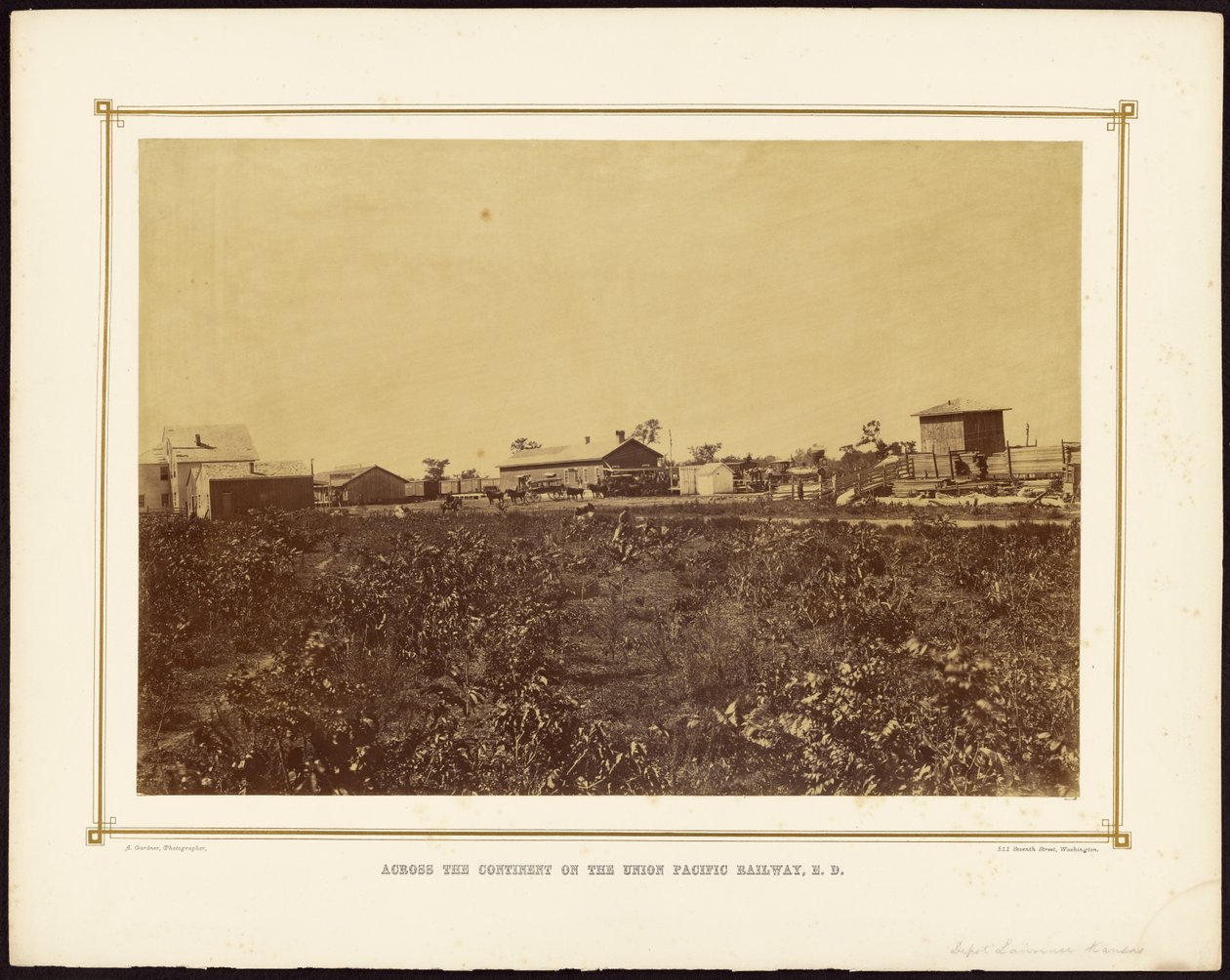 [Depot, Lawrence, Kansas]. door Alexander Gardner