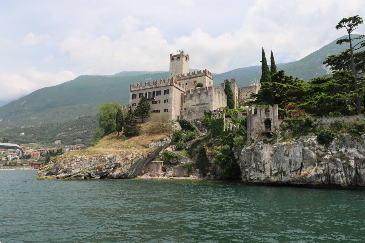 Malcesine door Alexandra Joseph