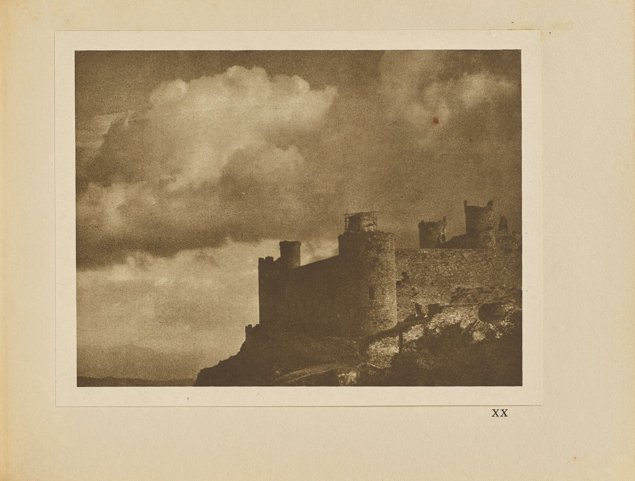 Wolken en het kasteel door Alvin Langdon Coburn