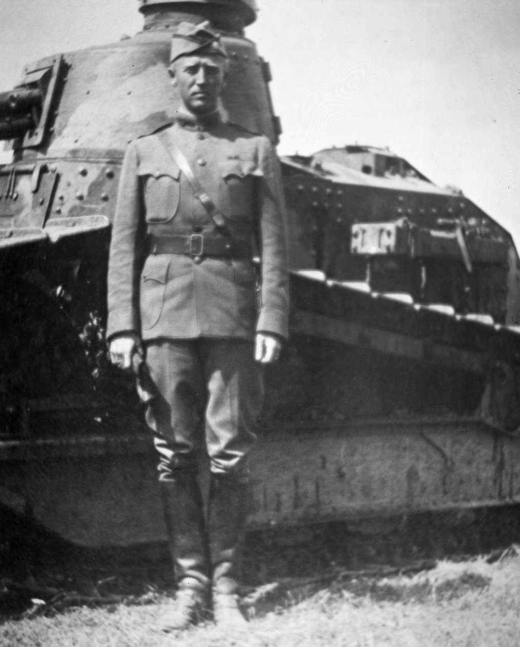 Kolonel George S. Patton Jr door American Photographer