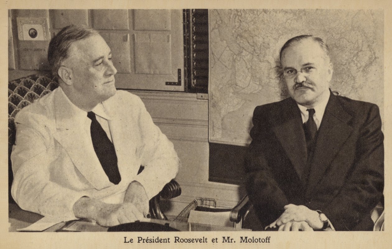 Molotov en Roosevelt door American Photographer