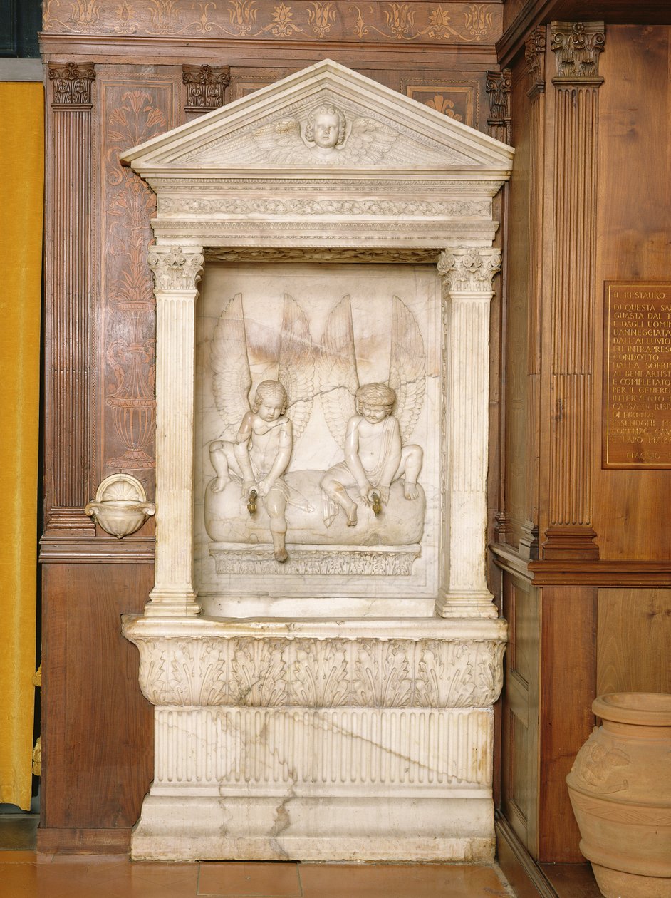 Beeldhouwwerk fontein in de Noord Sacristie door Andrea di Lazzaro Cavalcanti