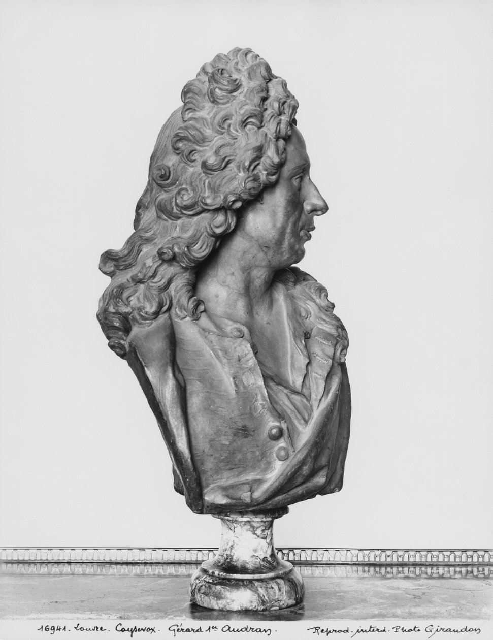Buste van Gerard Audran door Antoine Coysevox