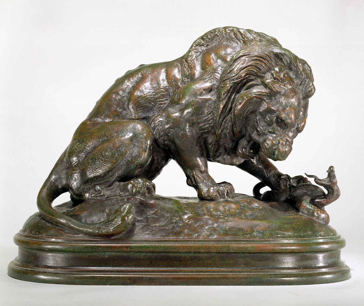 Leeuw en Slang door Antoine Louis Barye
