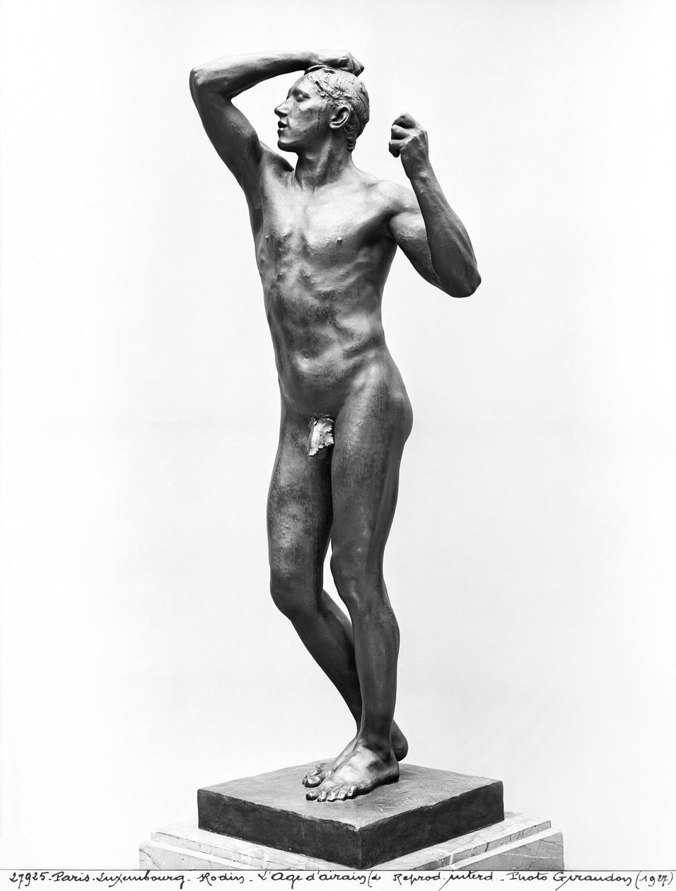 De Bronstijd (na 1877) door Auguste Rodin