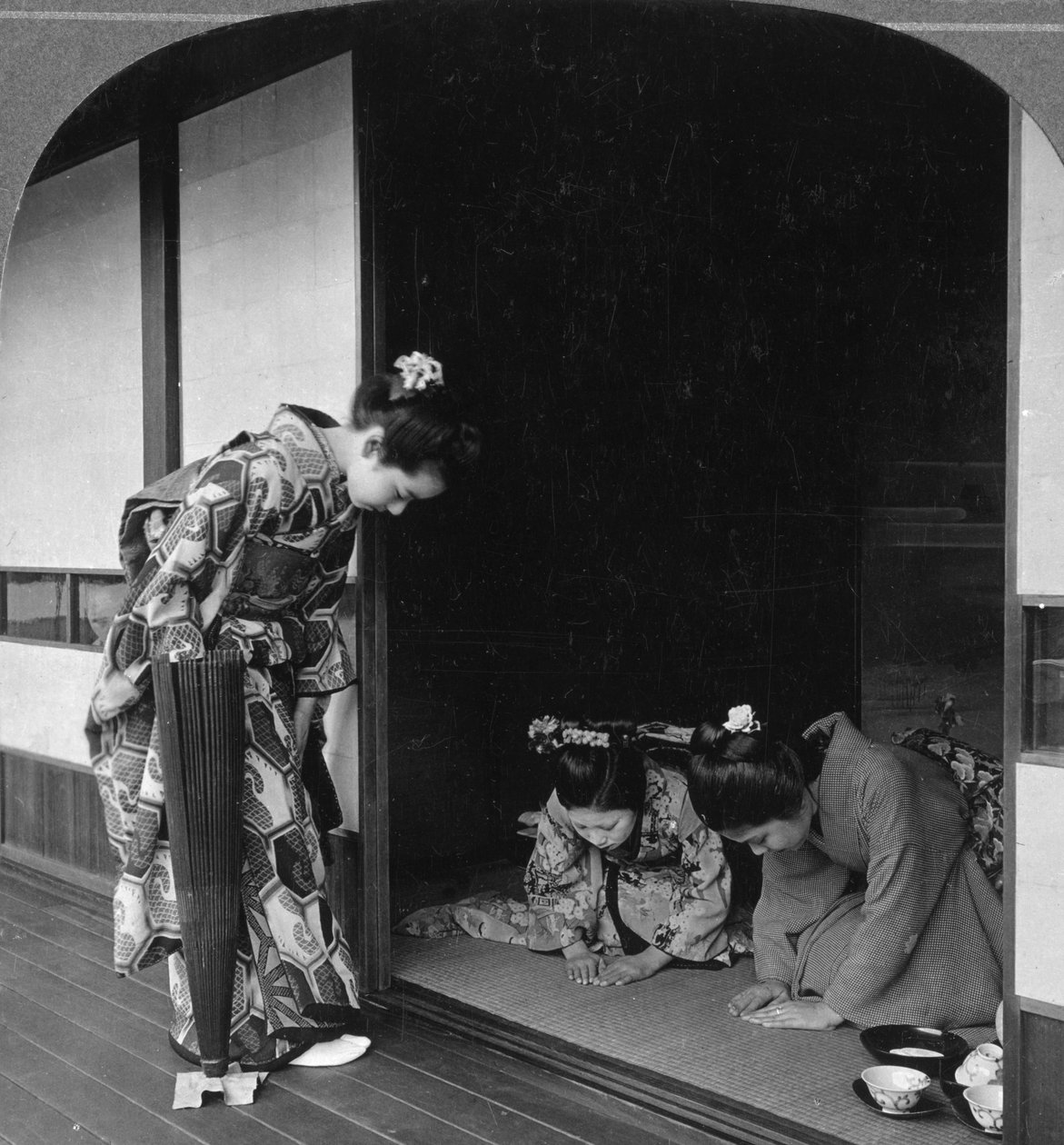 Drie Japanse vrouwen, Japan, 1905 door B. L. Singley