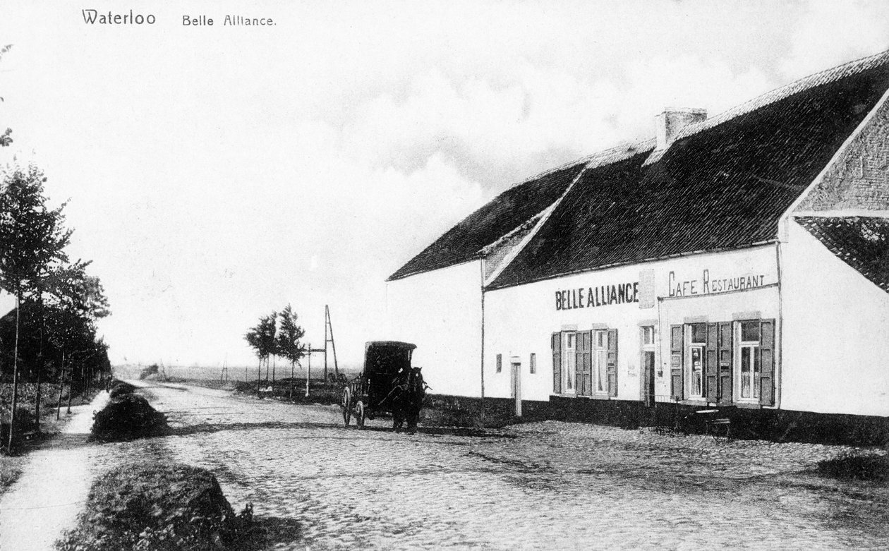 De Belle Alliance Inn, hoofdkwartier van Napoleon tijdens de Slag bij Waterloo, herdenkingsansichtkaart, ca. 1912 (fotolitho) door Belgian Photographer