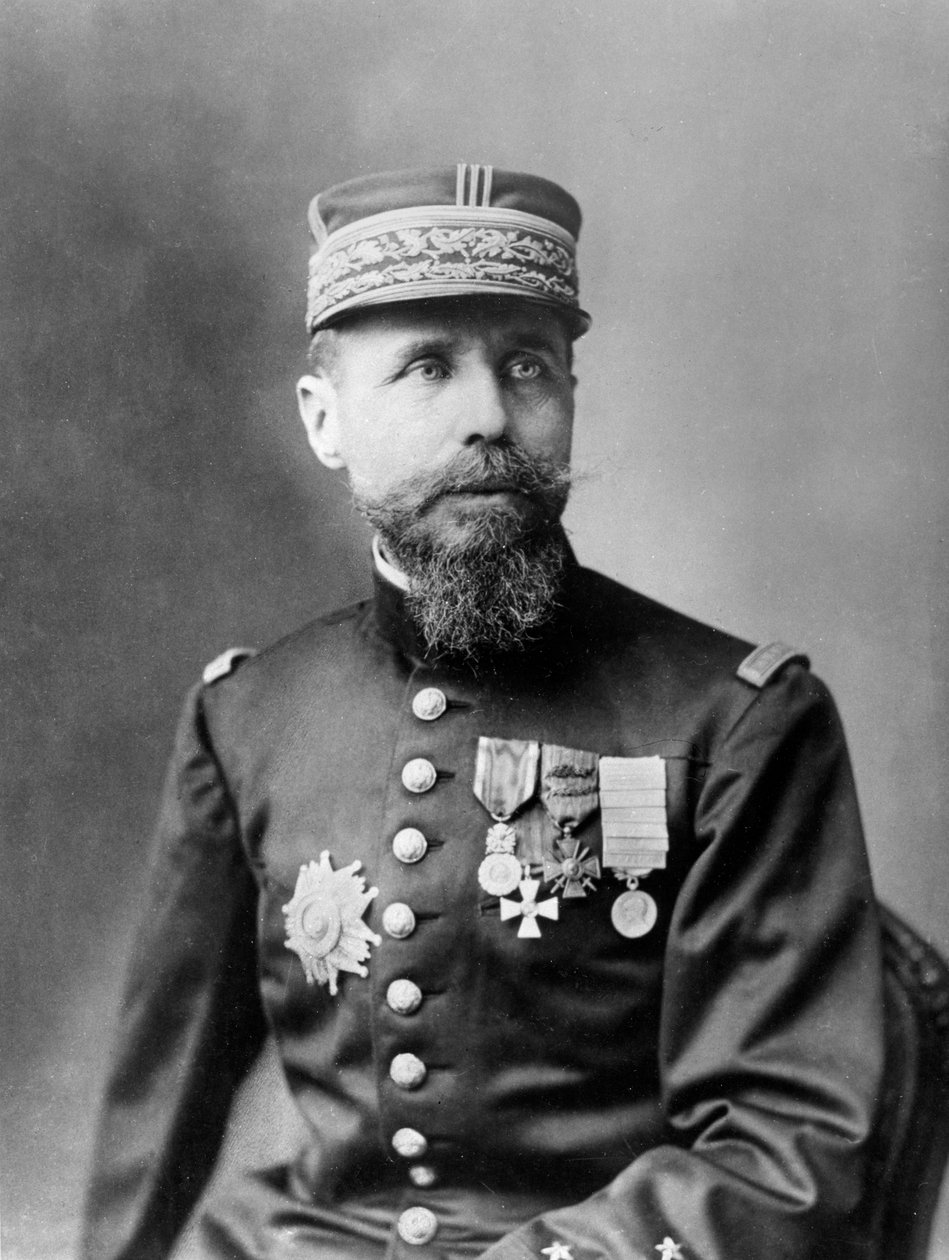 Henri-Joseph-Eugène Gouraud, c.1920 door Braun Studio