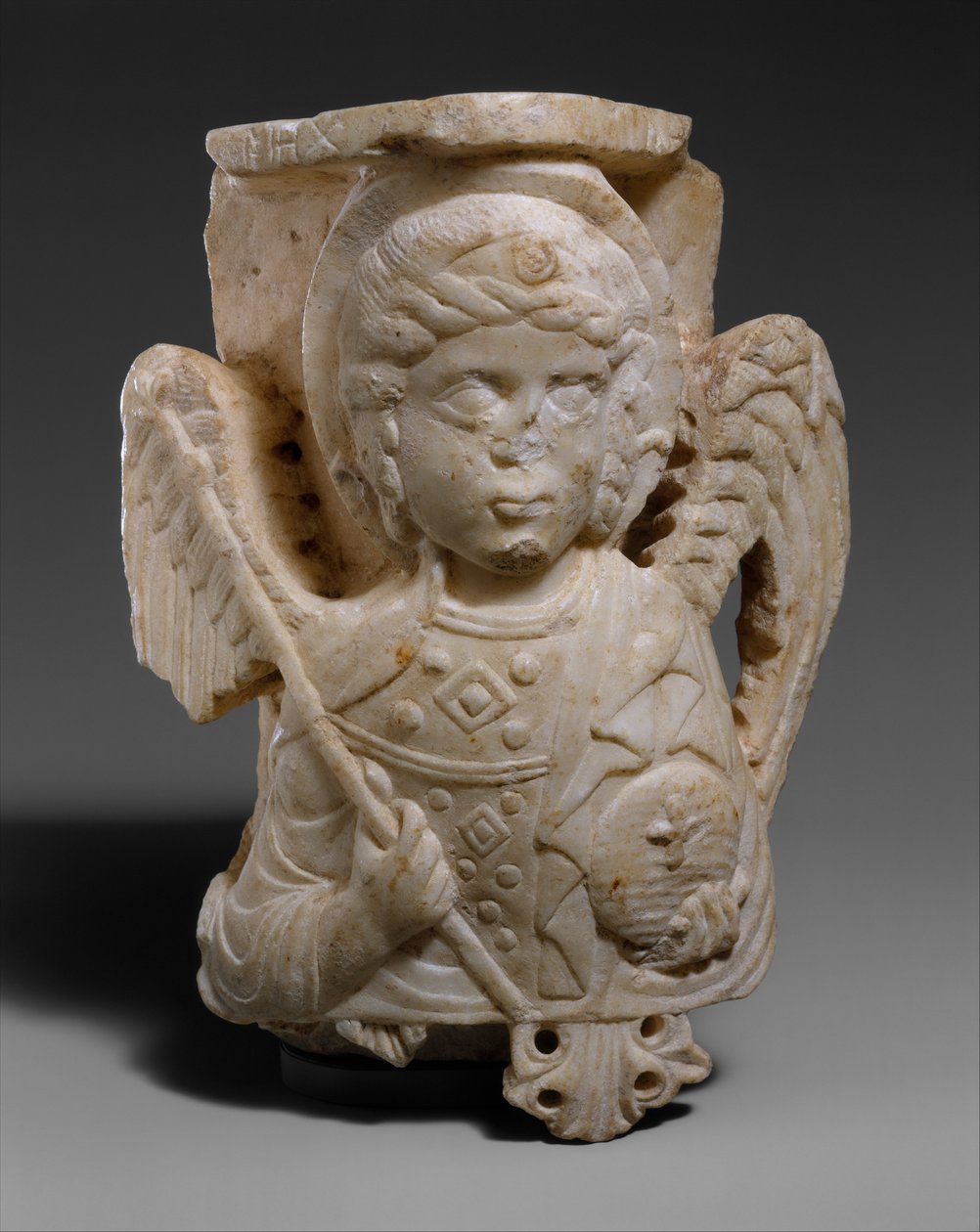 Kapiteel met buste van de aartsengel Michaël door Byzantine