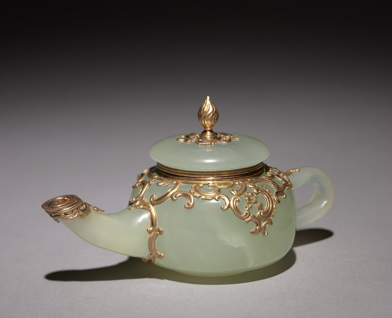 Miniatuur theepot, ca. 1896 door Carl Fabergé