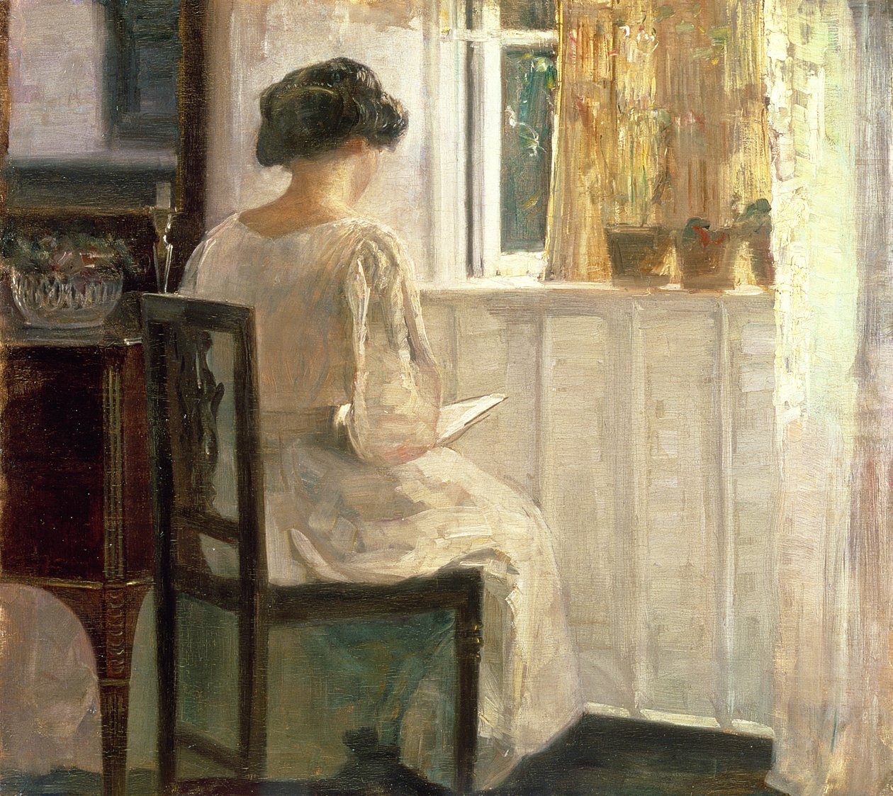 Meisje Lezend in een Zonovergoten Kamer door Carl Holsoe
