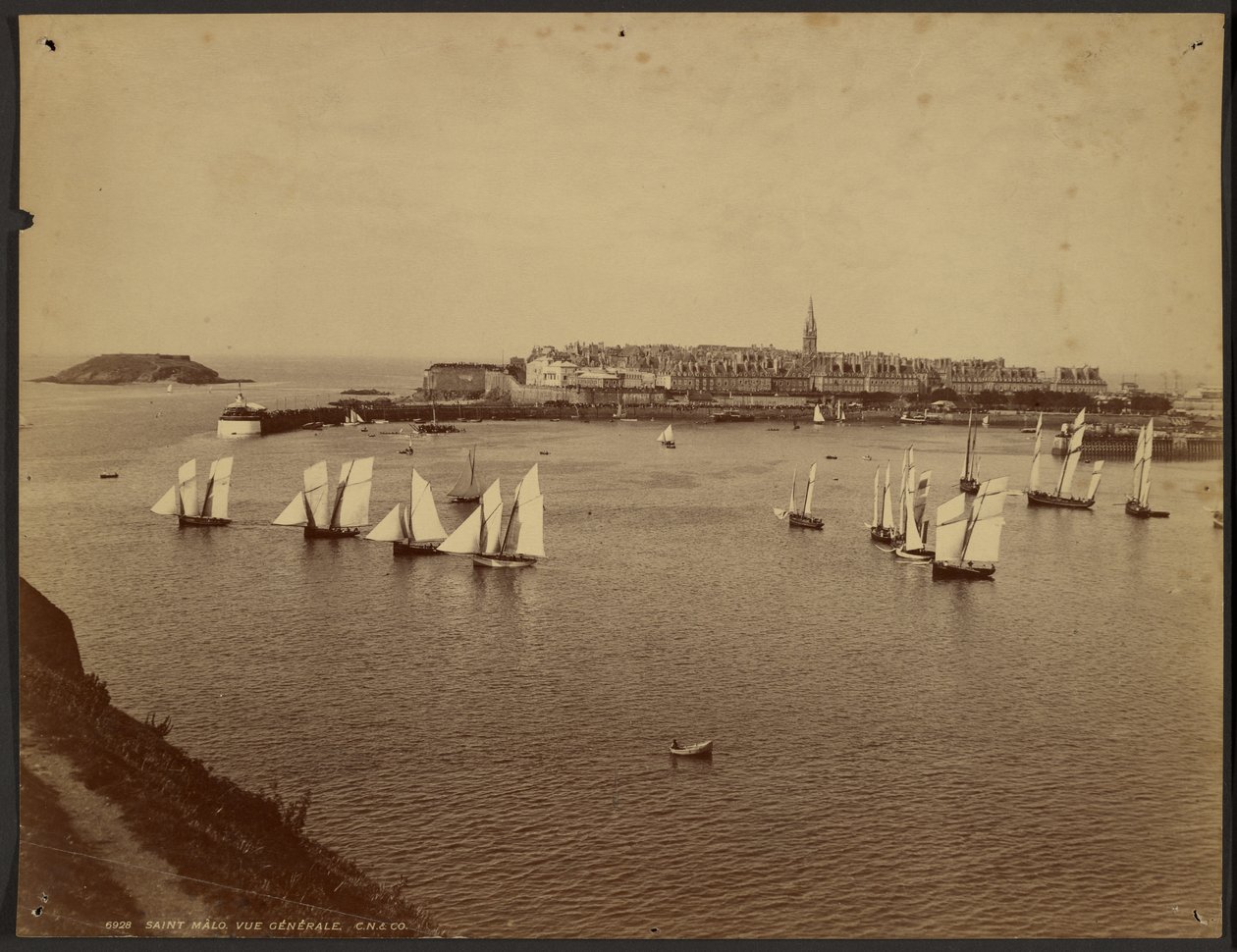 Saint Malo. Algemeen beeld. door Carl Norman