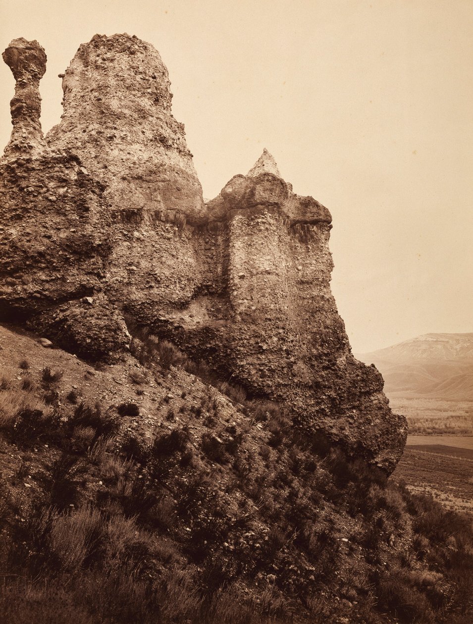 Heksenrots, bij Echo City, Utah door Carleton E. Watkins