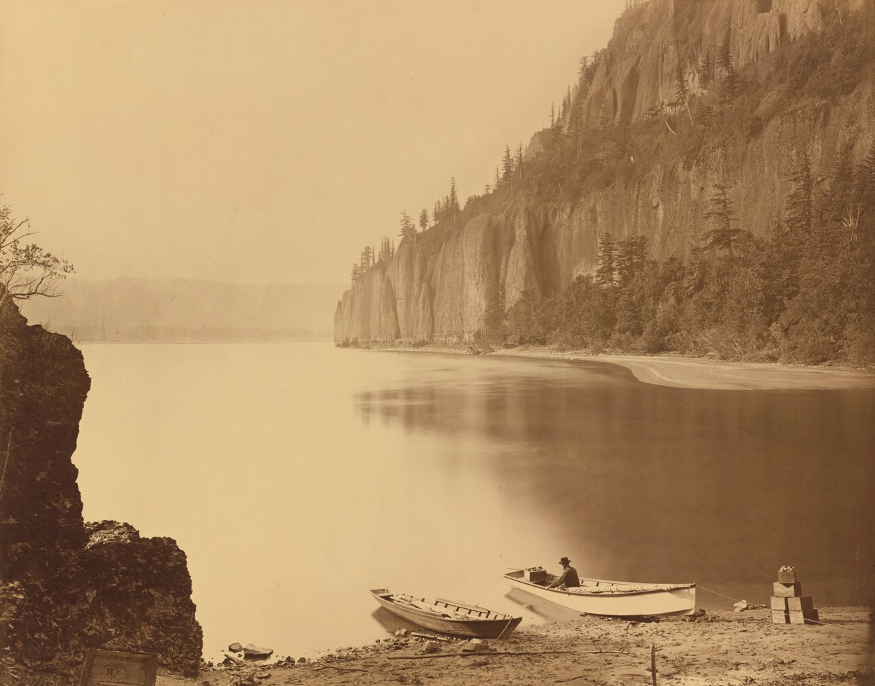 Kaap Hoorn, rivier Columbia,1867 (foto) door Carleton Emmons Watkins