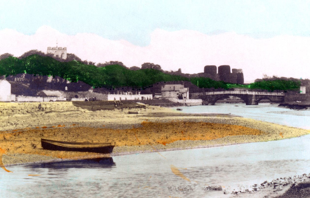 Kasteel Rhuddlan, nabij Rhyl, Denbighshire, 1926 door Cavenders Ltd