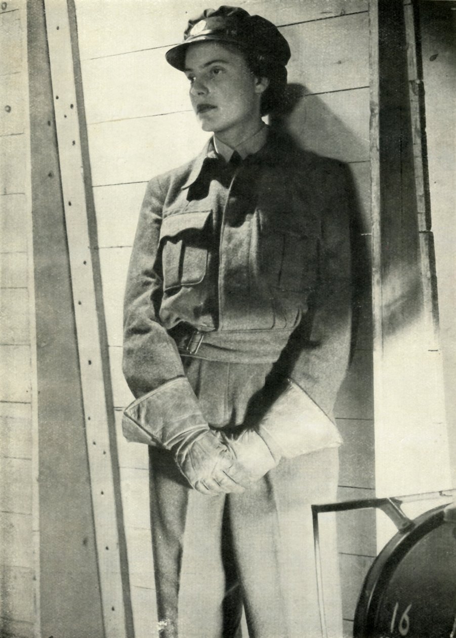 M.T. Driver, ca. 1943 door Cecil Beaton