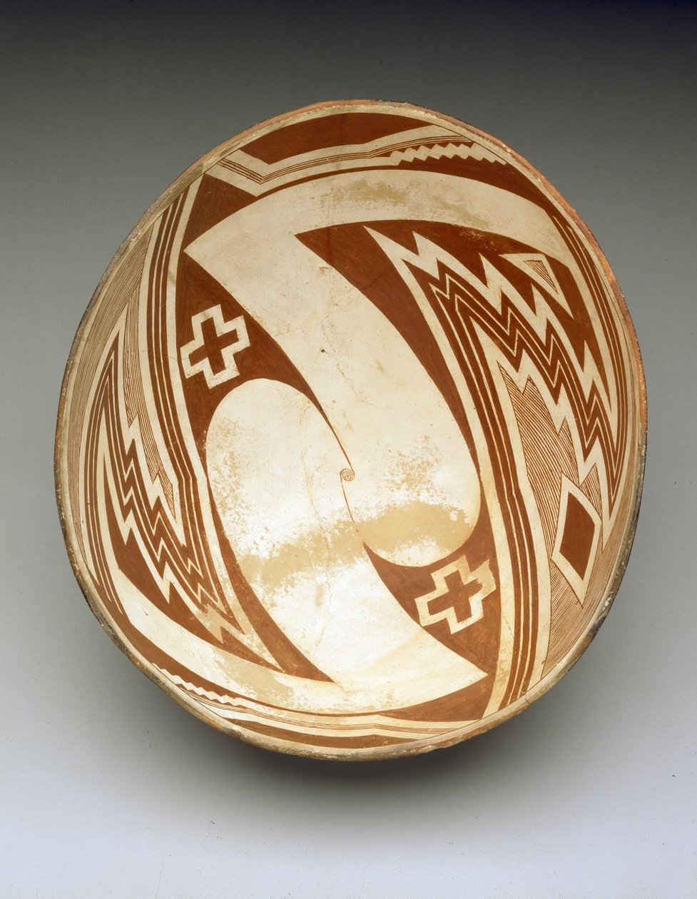 Kom met geometrisch ontwerp, c.1000-1150 door Culture Mimbres