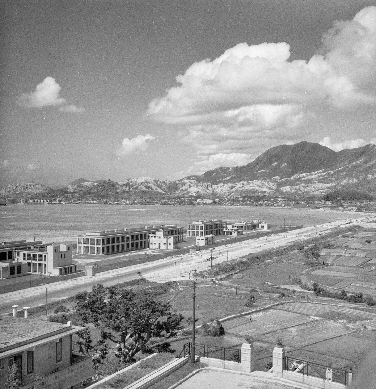 Kai Tak vliegveld, Hong Kong door David Watkin Waters