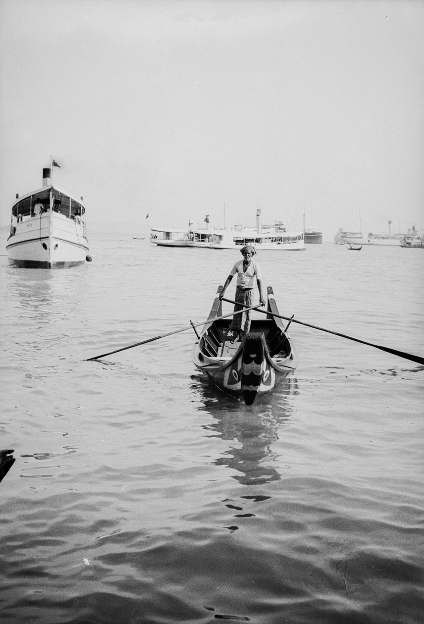 Roeien met een sampan in Penang door David Watkin Waters