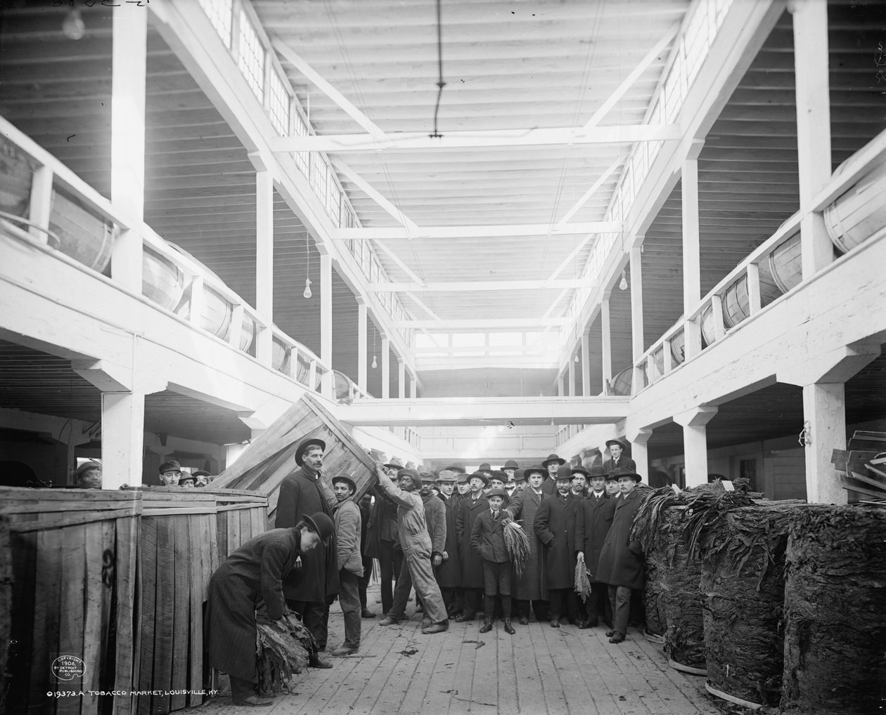 Een tabaksmarkt, Louisville, Kentucky, 1906 door Detroit Publishing Co.
