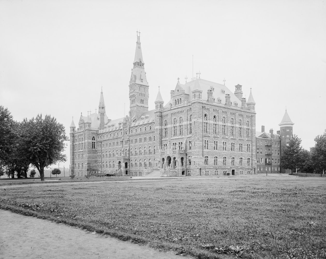 Algemeen uitzicht, Georgetown University, Washington, D.C., c.1904 door Detroit Publishing Co.