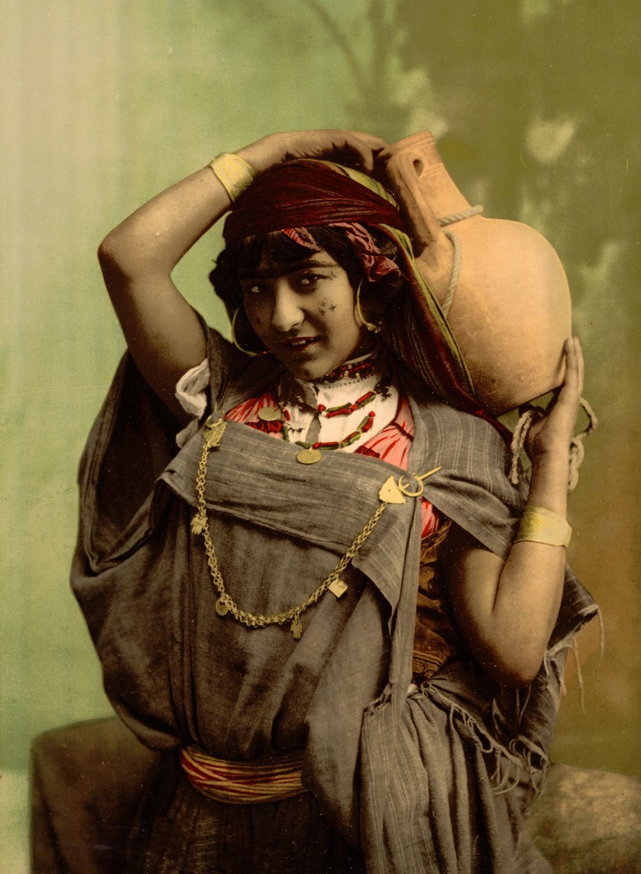 Een Bedoeïenenvrouw, Tunis, Tunesië door Detroit Photographic Co.
