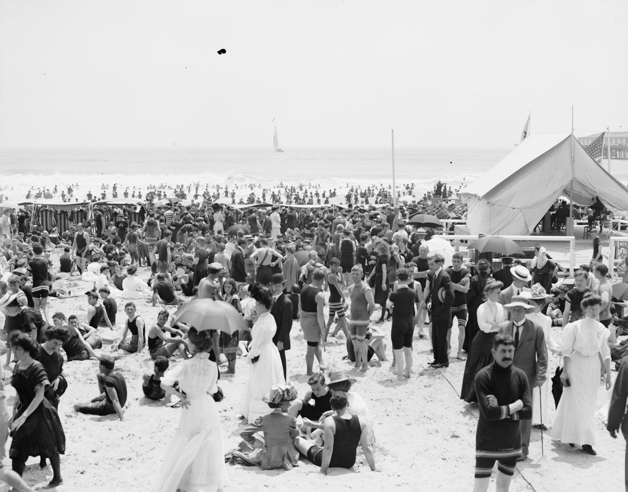 Atlantic City, het baduurtje door Detroit Publishing Co.