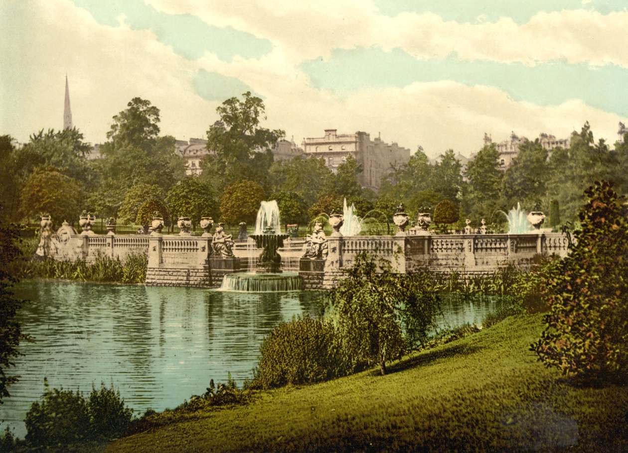 Fonteinen in Kensington Gardens, Londen, ca. 1890-1900 door Detroit Publishing Co.