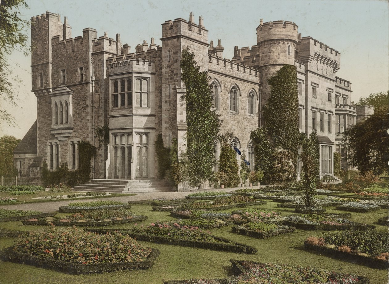 Kasteel van Hawarden, ca. 1900 (fotomechanische afdruk) door Detroit Publishing Co.