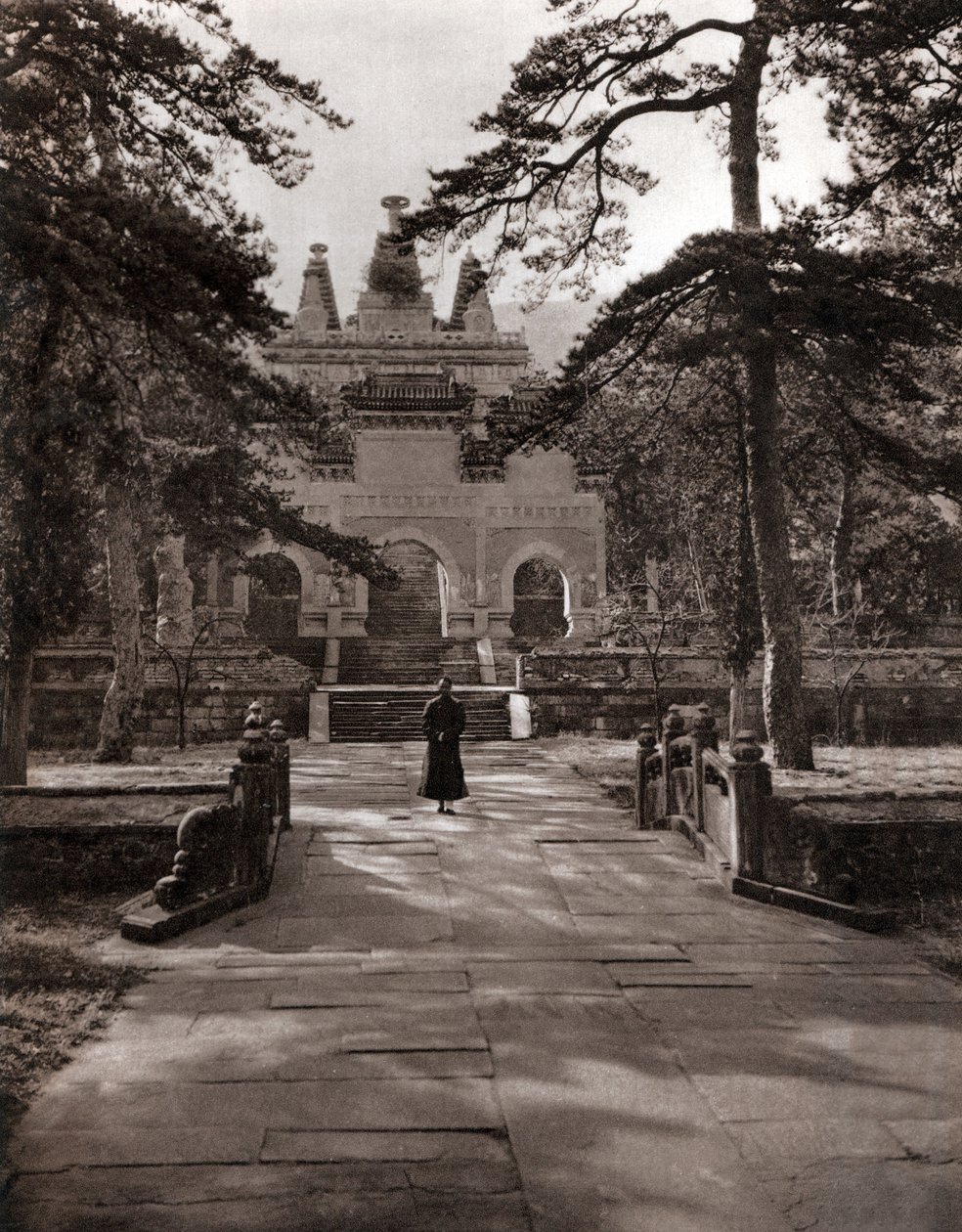 De Tempel Biyun door Donald Mennie