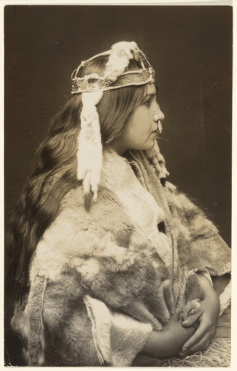 Naida, de trotse prinses door Edward S. Curtis
