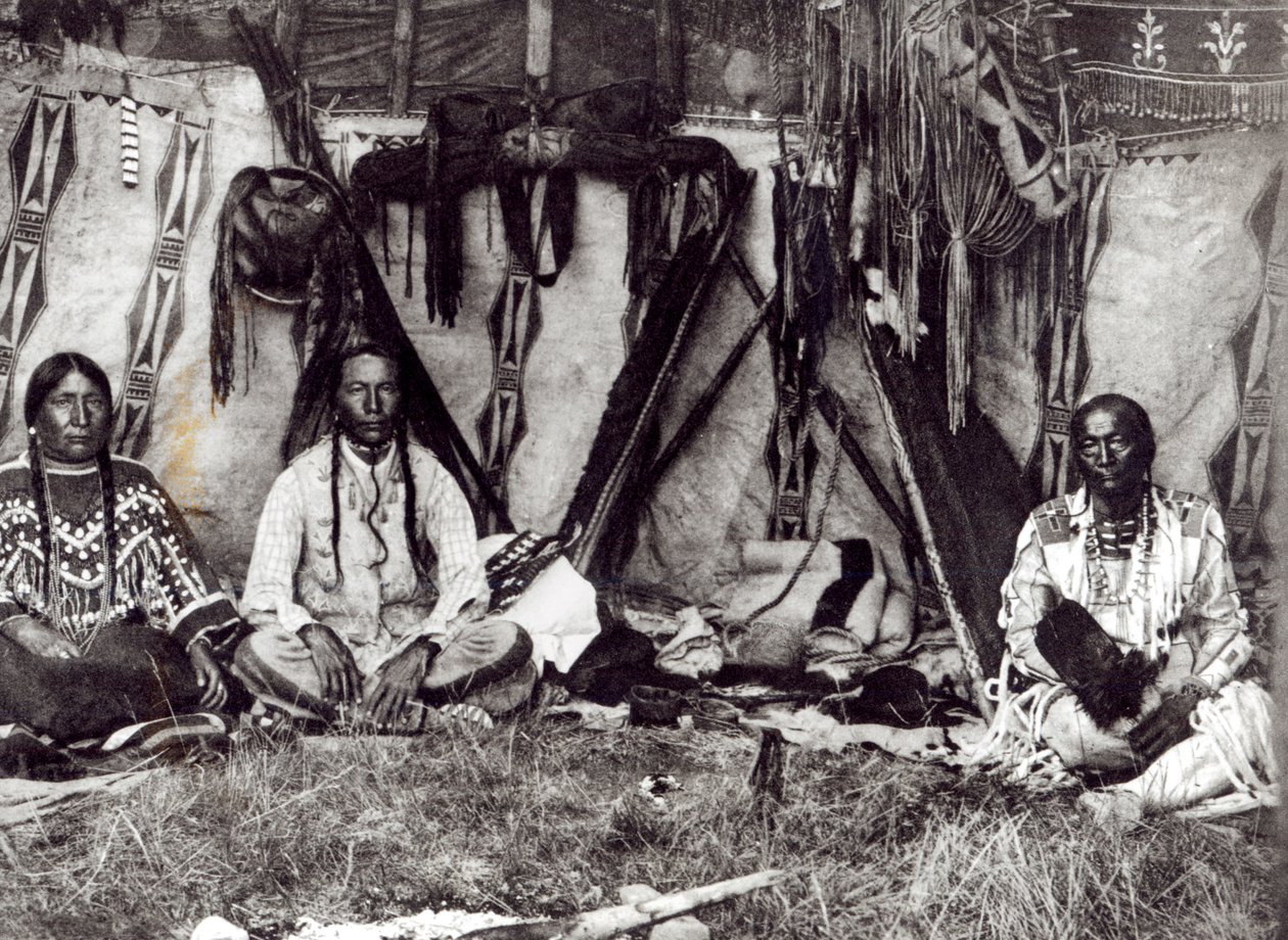 Piegan Lodge Interieur door Edward Sheriff Curtis