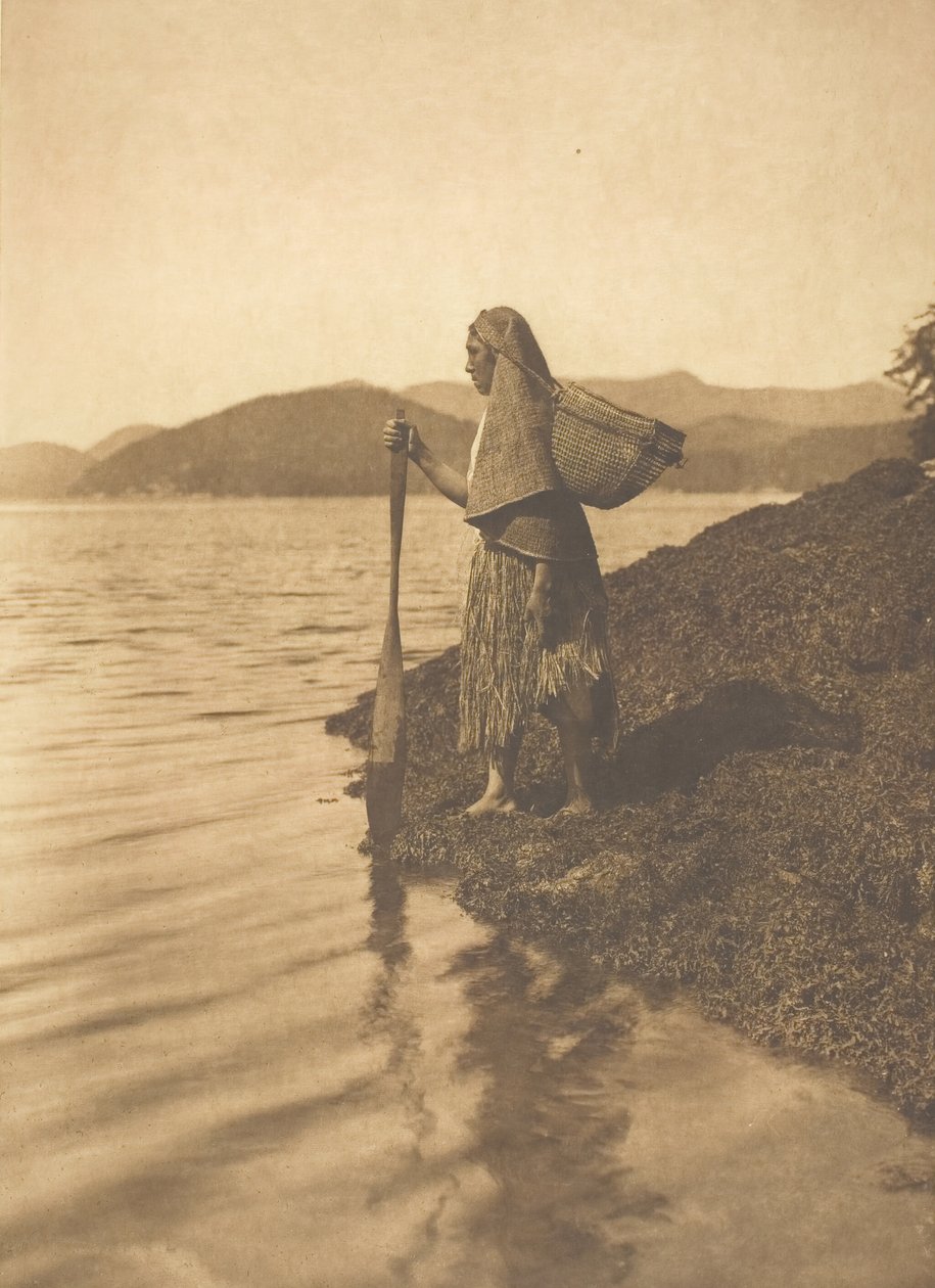 De zeewierverzamelaar, 1915 door Edward Sheriff Curtis
