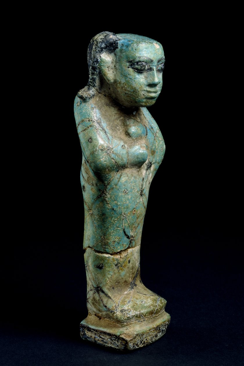 Beeldje van een kind in een lijkwade door Egyptian 12th Dynasty