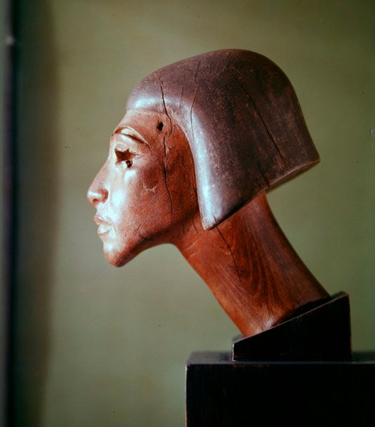 El-Amarna stijl hoofd (hout) door Egyptian School