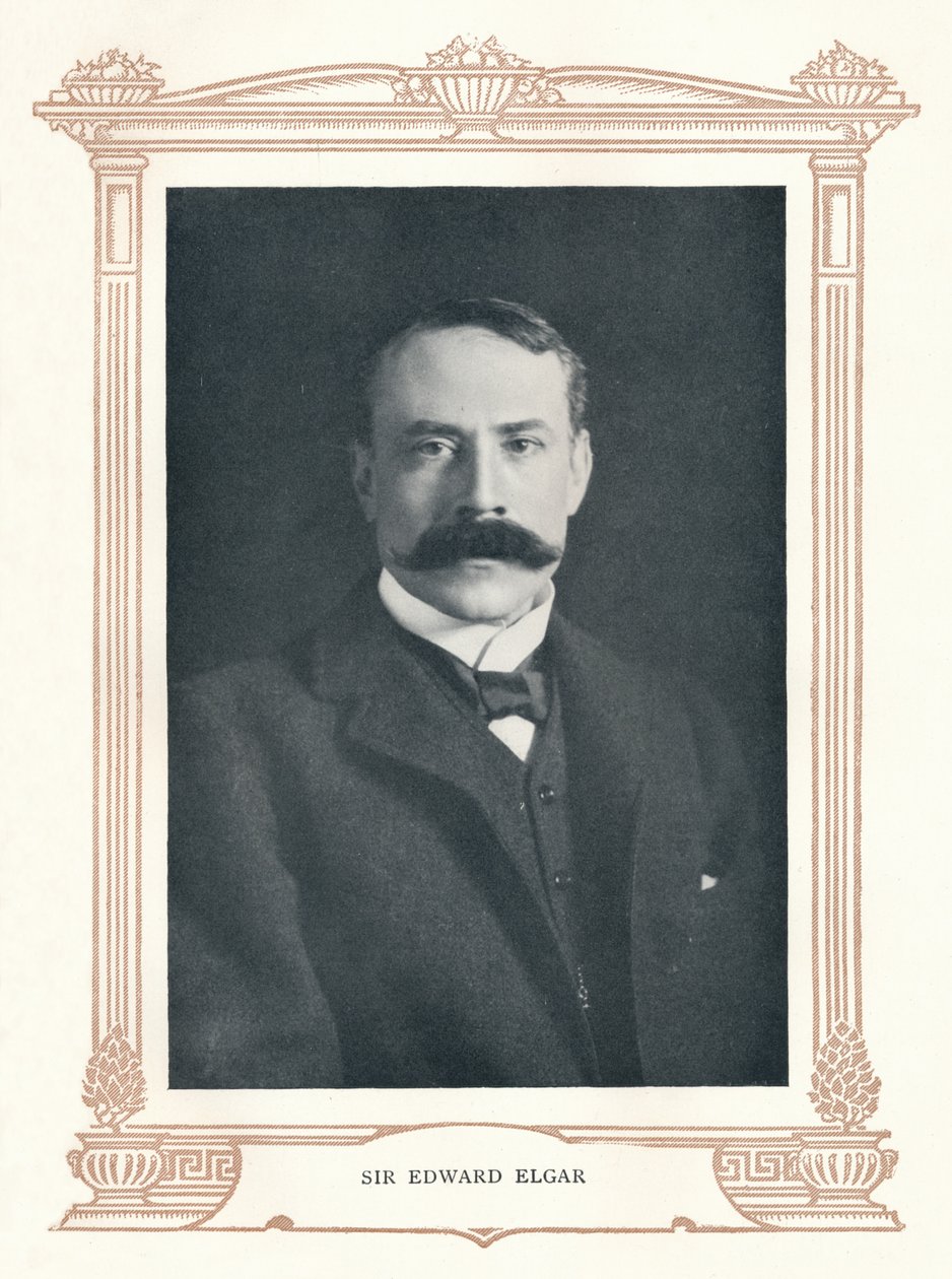Sir Edward Elgar door Elliott and Fry