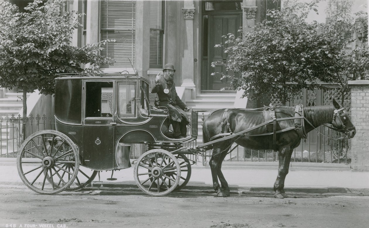 Een vierwielige taxi door English Photographer