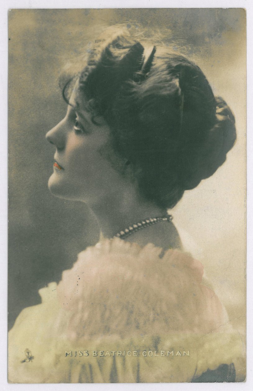 Beroemdheden van het podium: Miss Beatrice Coleman, 1903-08 door English Photographer