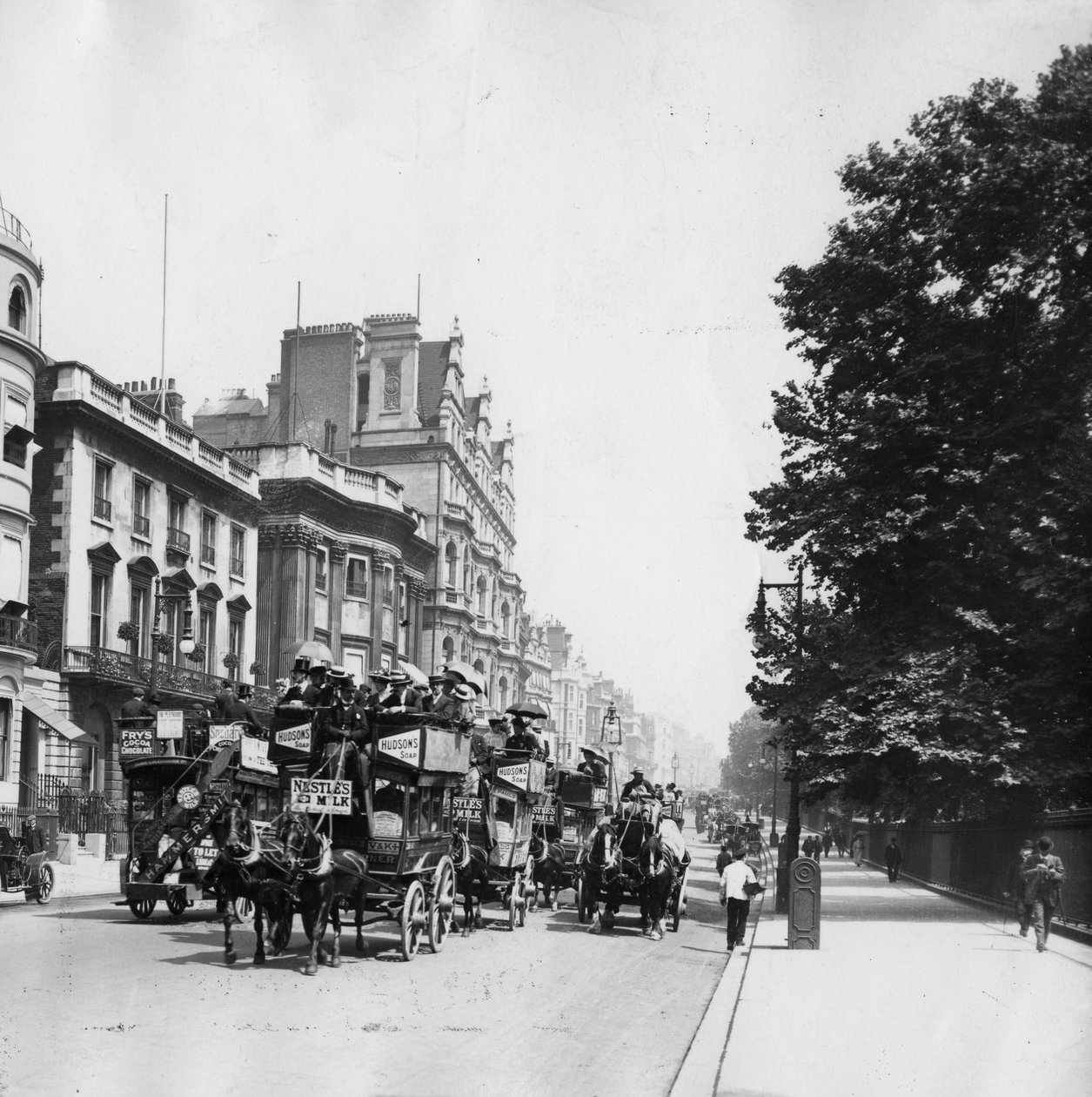Piccadilly, Londen door English Photographer