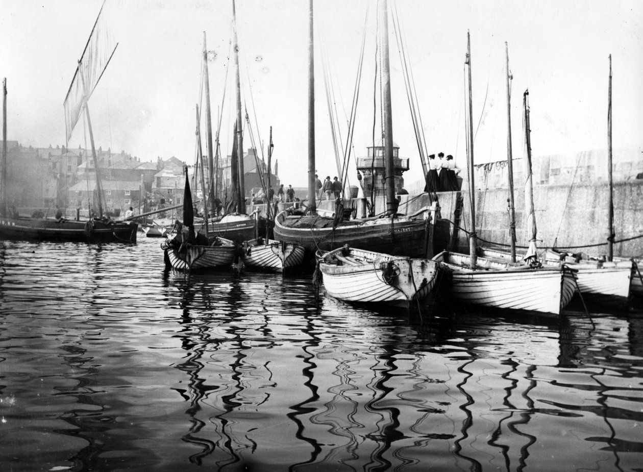 Smeatons Pier, St Ives, c.1890s door English Photographer