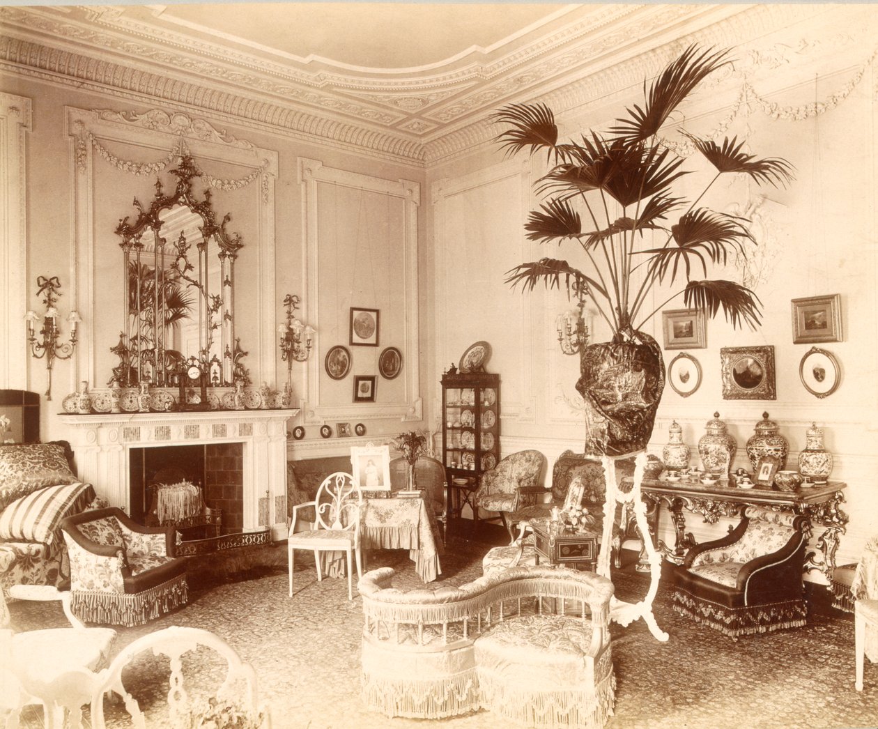 De boudoir op 17 Grosvenor Place, Londen door English Photographer