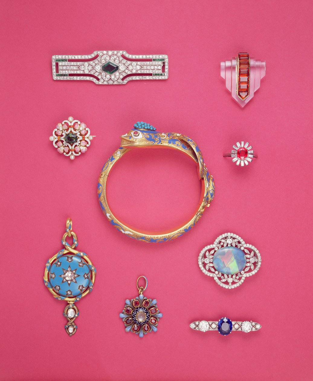 Rouwsieraden door English School