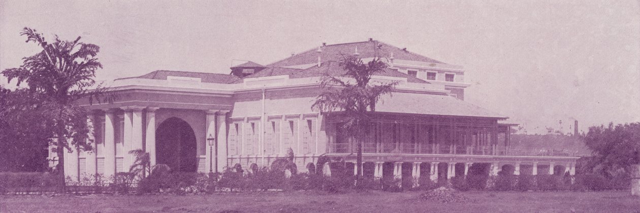 Byculla Club, Bombay door English Photographer