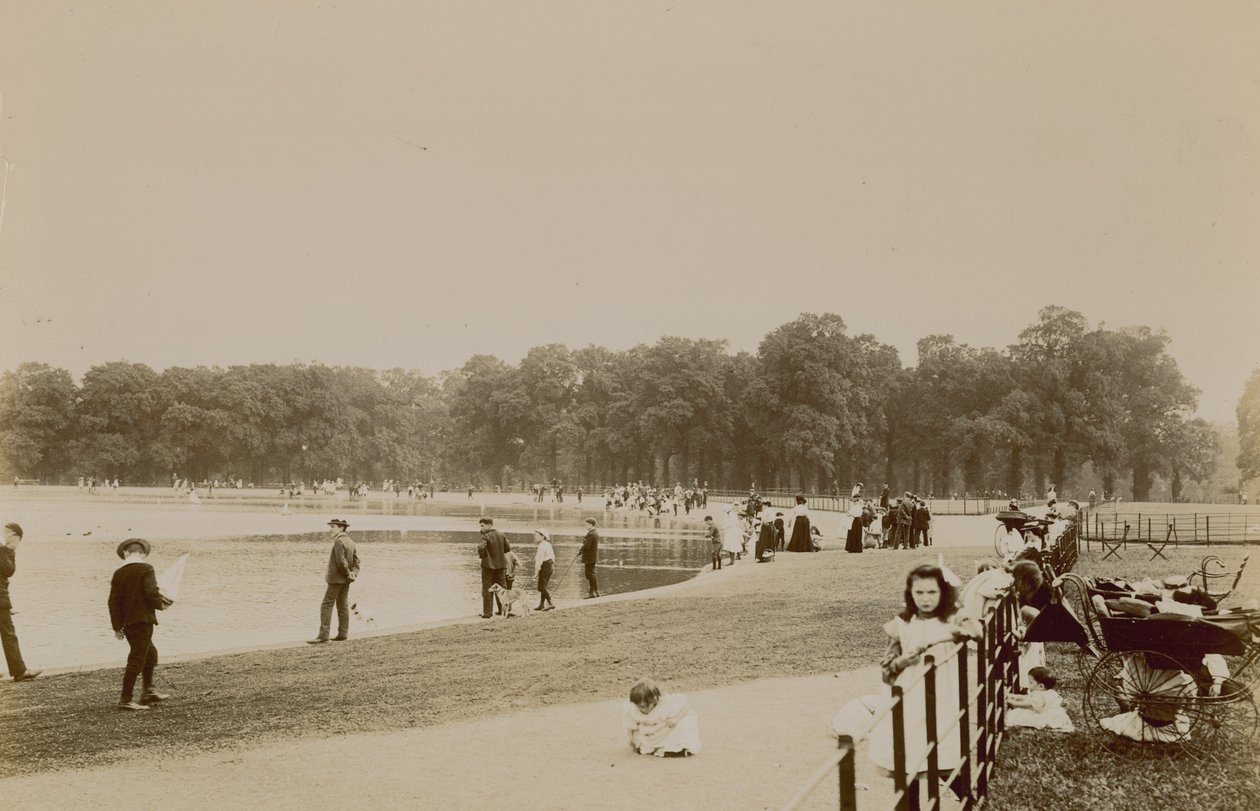 De Serpentine, Hyde Park, Londen door English Photographer