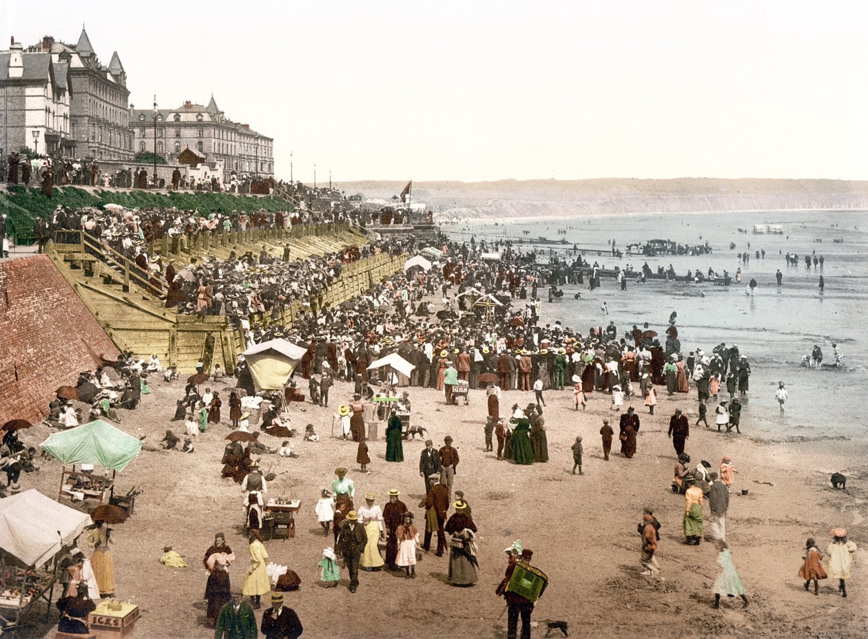 Uitzicht op een Engels strand door English School