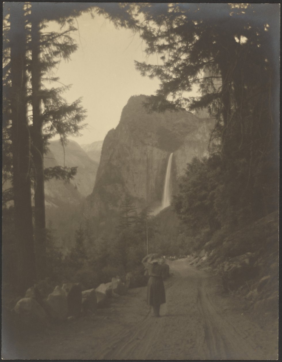 Bridal Veil watervallen, Yosemite door Ernest Mitchell Pratt