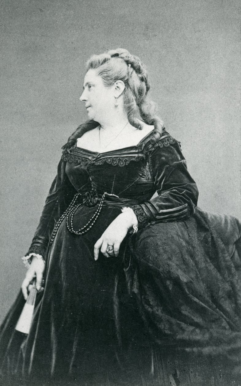 Marie Daubrun door Etienne Carjat