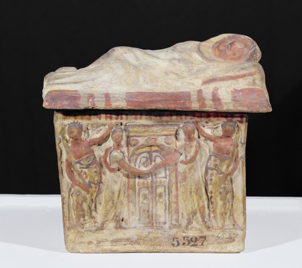Etruskische cineraria urn, vroege 1e eeuw v.Chr. door Etruscan